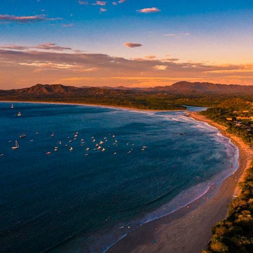 Atardecer en Playa Tamarindo